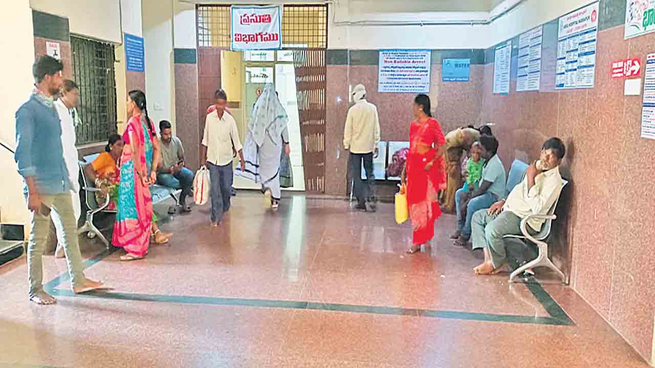 సకల వసతులతో సర్కారు దవాఖాన