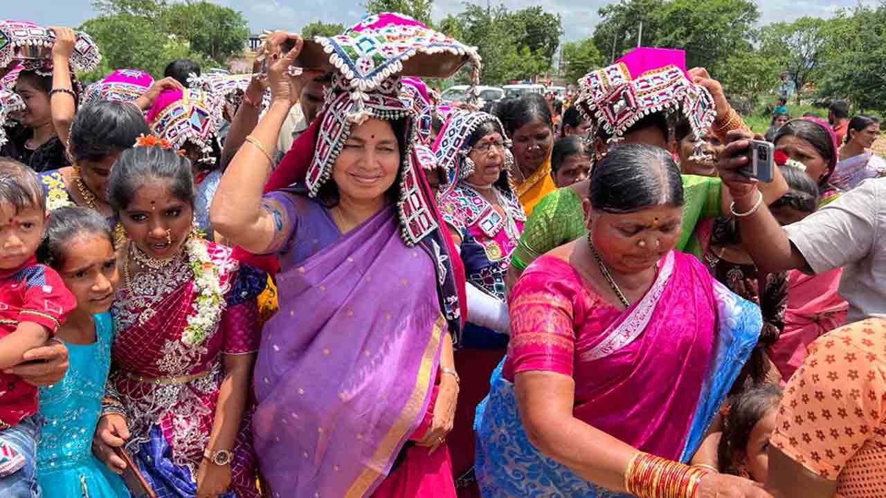 ప్రభుత్వ పాఠశాలలకు పెరిగిన ఆదరణ