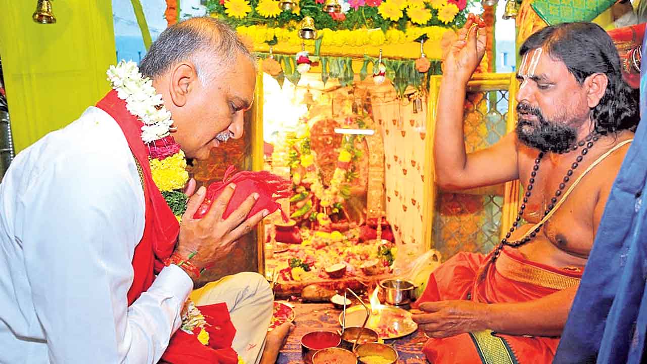 కొత్త కాలనీల అభివృద్ధికి సహకరిస్తా