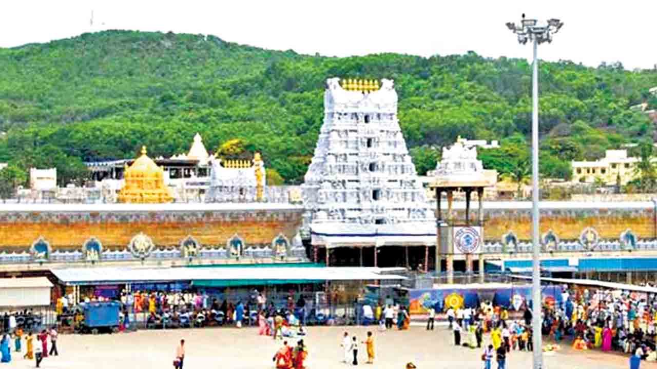 శ్రీవారి పవిత్రోత్సవాల టికెట్లు రేపు విడుదల