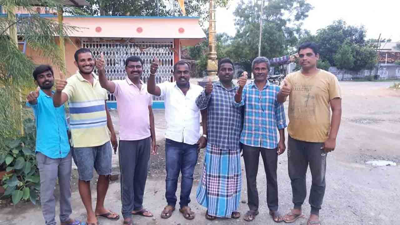 కరీంనగర్‌ ఏఎంసీ చైర్మన్‌గా రెడ్డవేణి మధు