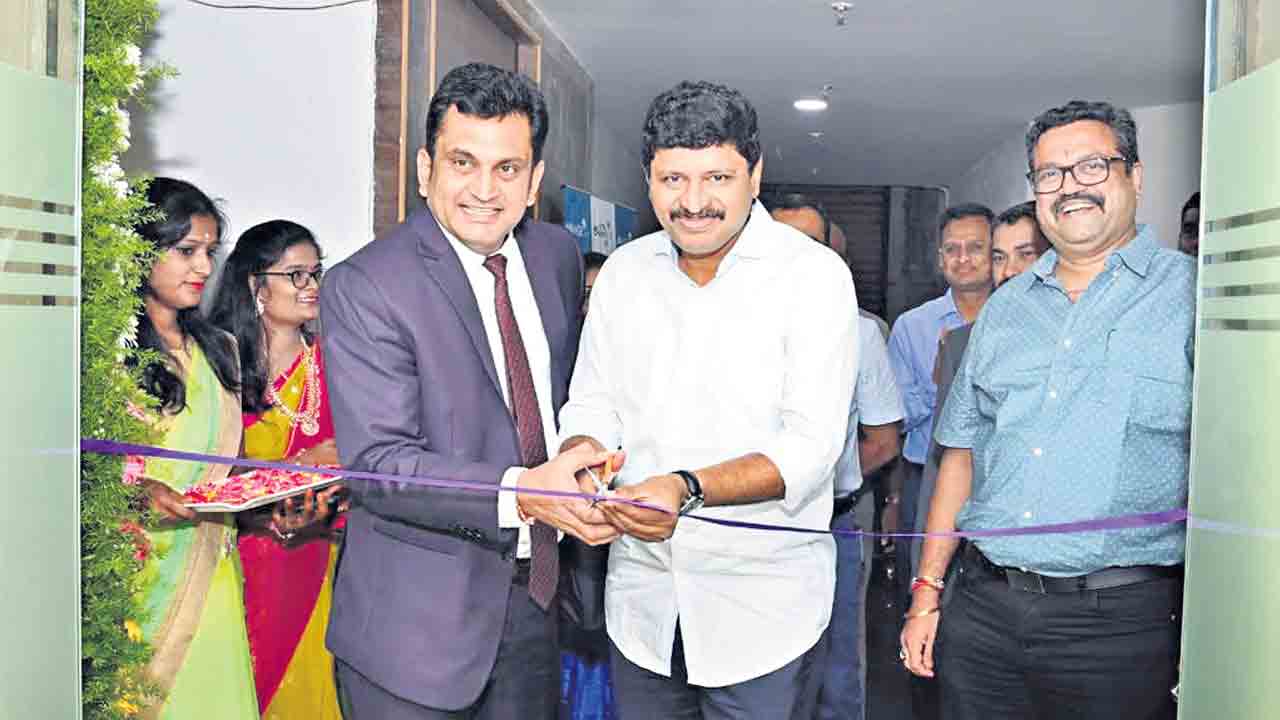 హైదరాబాద్‌లో అవాన్స్‌