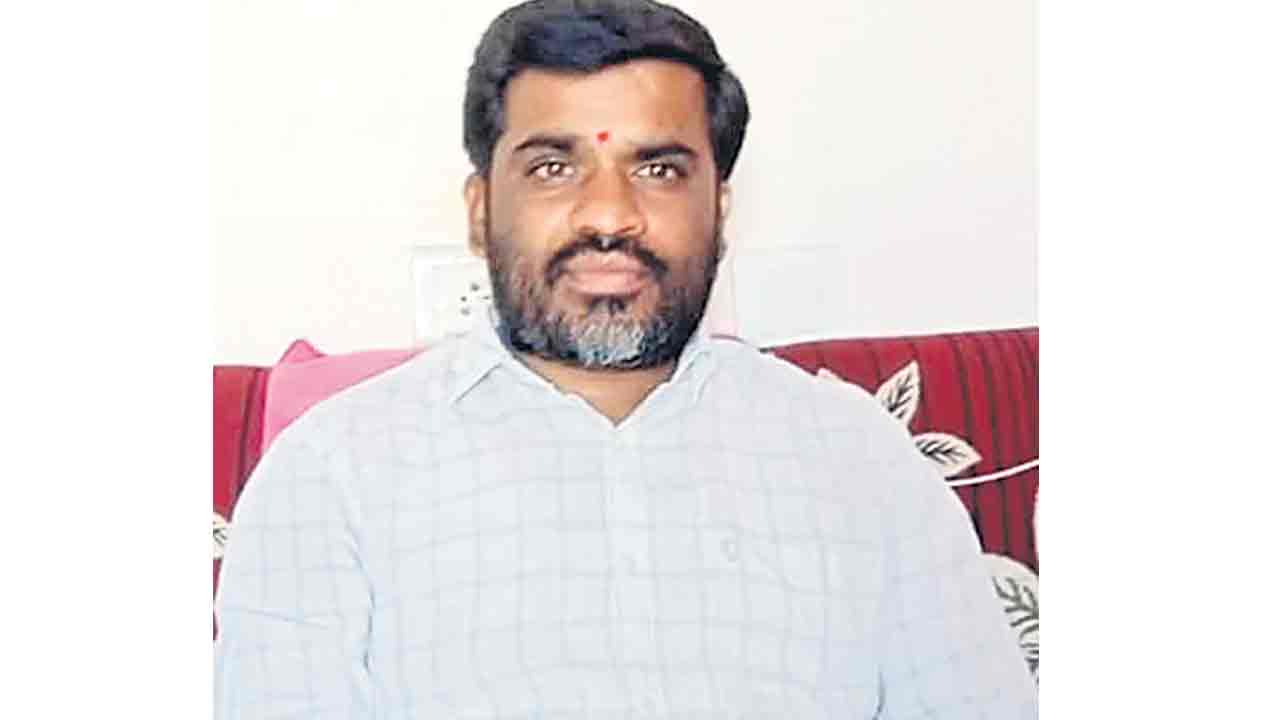 టీఎస్‌టీసీఈఏ అధ్యక్షుడిగా సంతోష్‌కుమార్‌