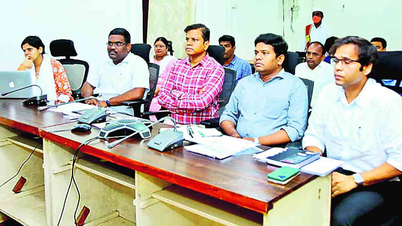 సీజనల్ వ్యాధుల నియంత్రణకు చర్యలు చేపట్టాలి