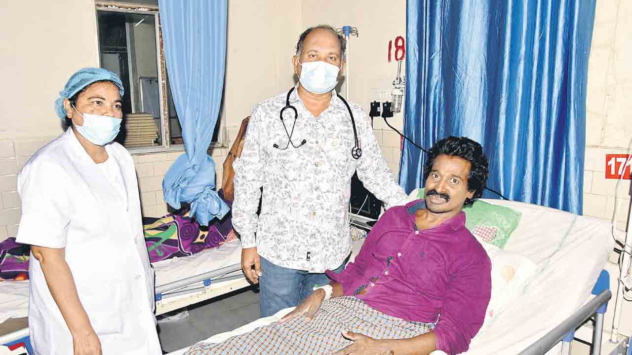 సాహో సర్కారు దవాఖాన