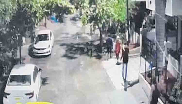 కుంట్లూరులో చెడ్డీగ్యాంగ్‌ హల్‌చల్‌