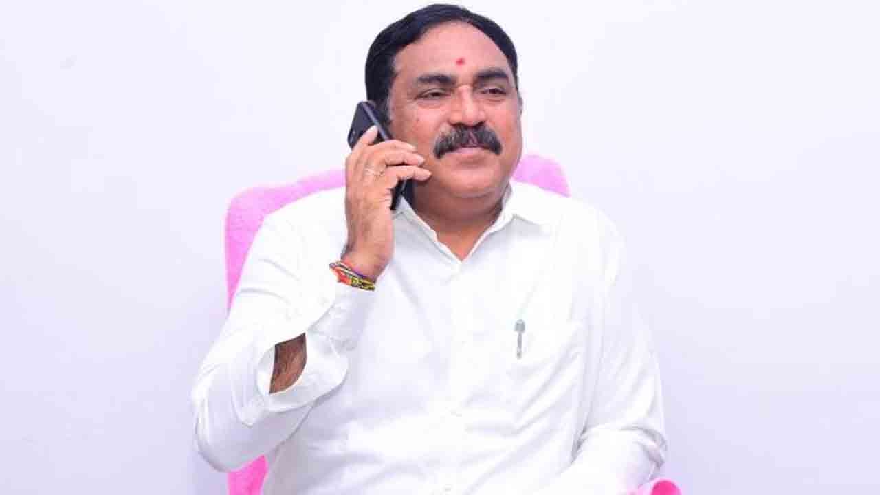 అప్రమత్తంగా ఉండండి