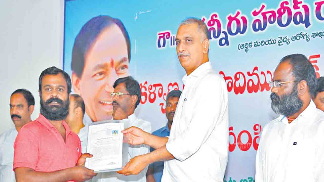వారధులు.. సారథులు యువతే
