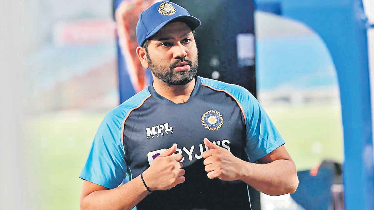 కోలుకున్న రోహిత్‌