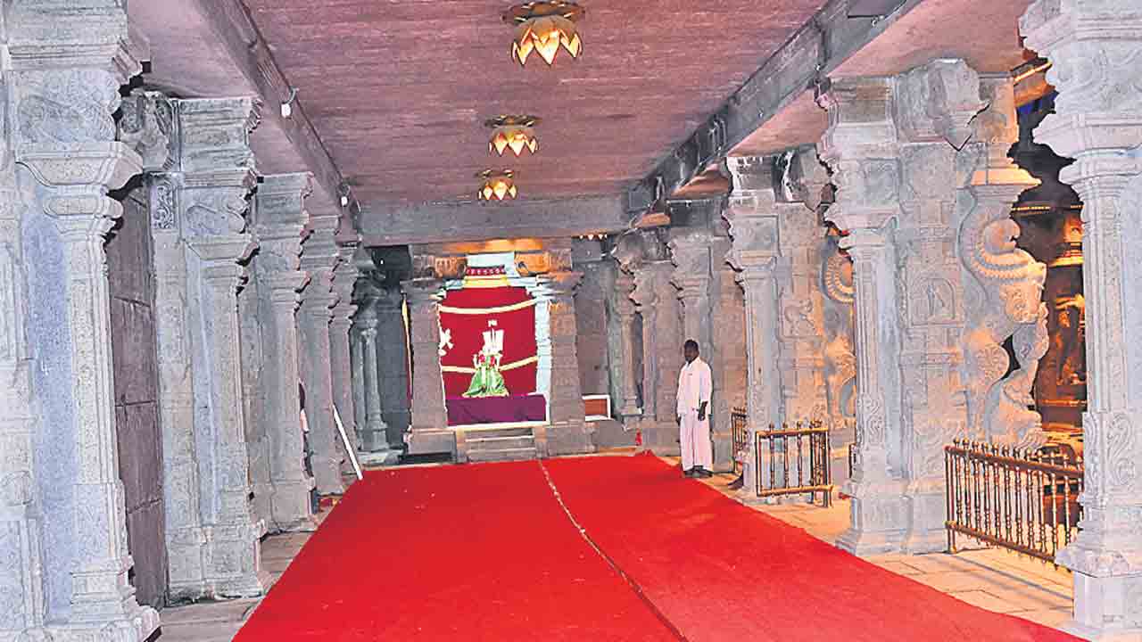 నేటి నుంచి యాదగిరిగుట్టలో శ్రావణలక్ష్మి కోటి కుంకుమార్చన