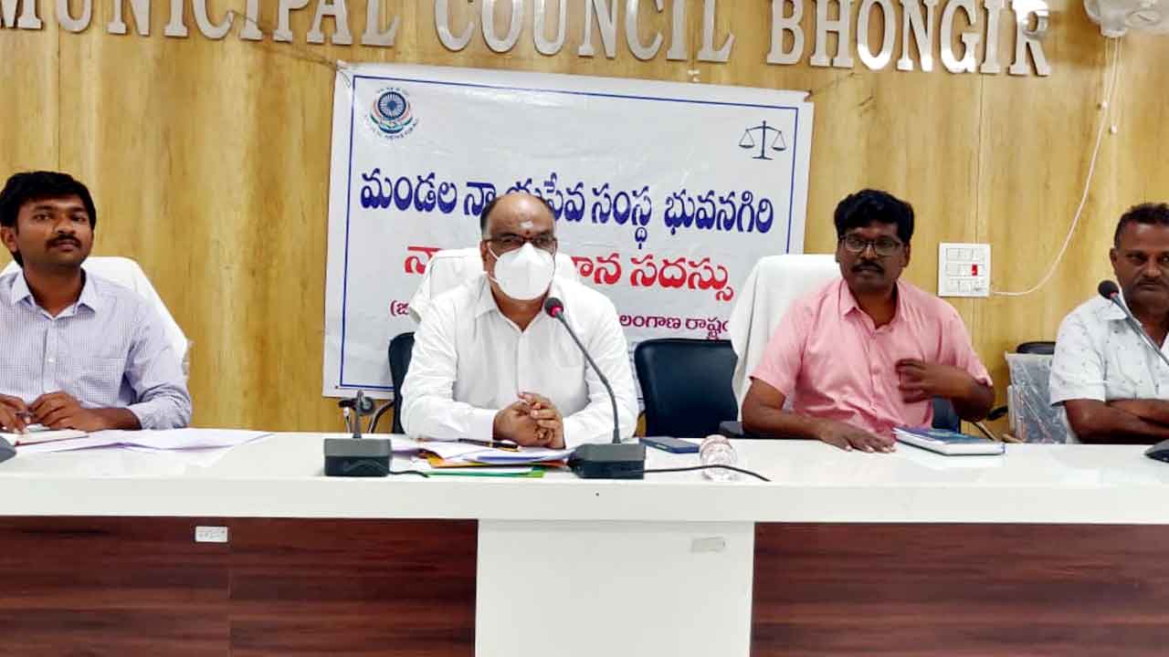 పథకాలను అర్హులకు చేరవేయాలి