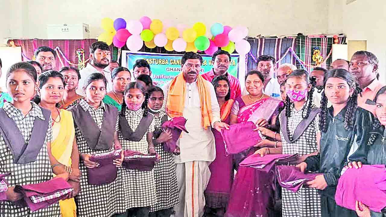 ప్రభుత్వ పాఠశాలల్లో మెరుగైన విద్య