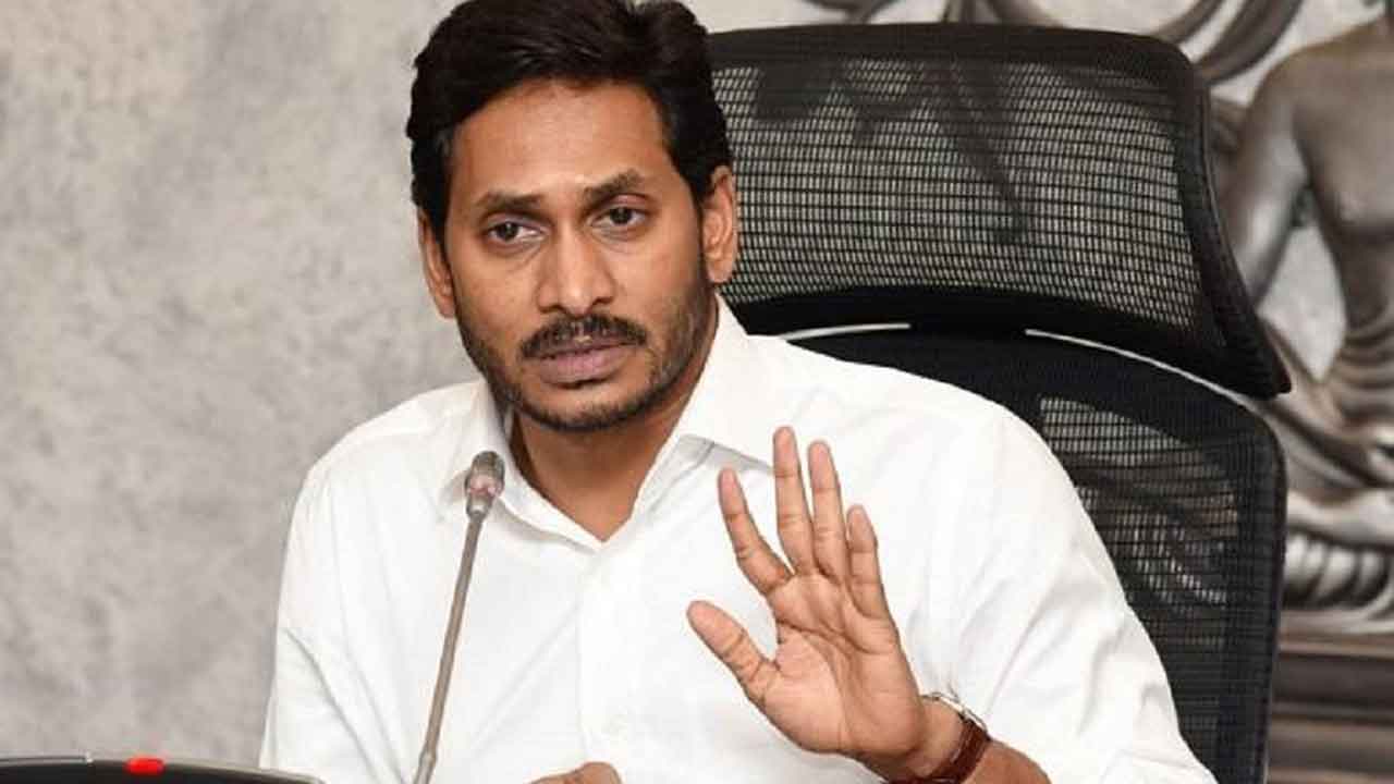 రెండోదశ నాడు – నేడు పనులను వేగవంతం చేయాలి : ఏపీ సీఎం