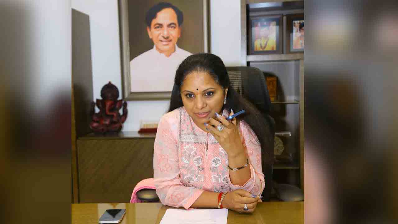 భారీ వర్షాలపై అప్రమత్తంగా ఉండండి