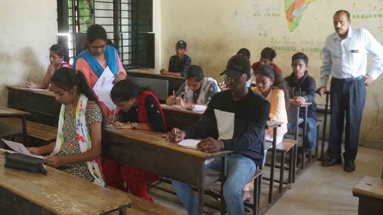 ప్రశాంతంగా పాలిసెట్‌