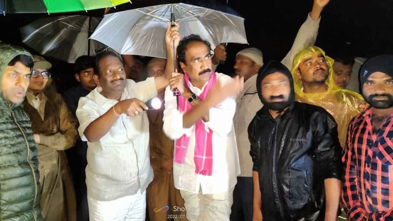 సహాయక చర్యలు వేగవంతం చేయాలి