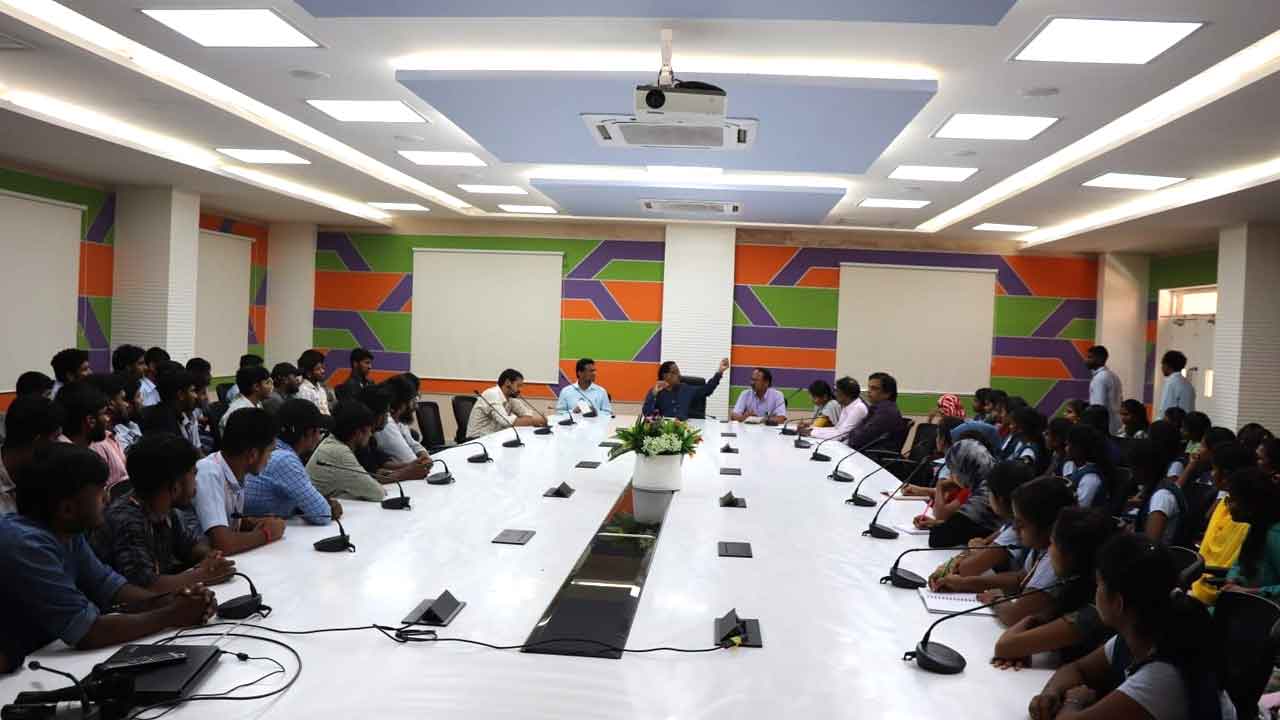 బీమాపై కమిటీ వేశాం..