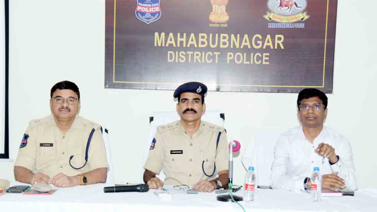 పరీక్షలకు పకడ్బందీగా ఏర్పాట్లు