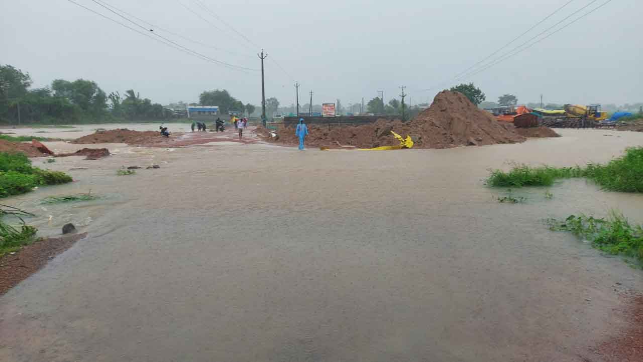 దంచికొట్టిన వాన