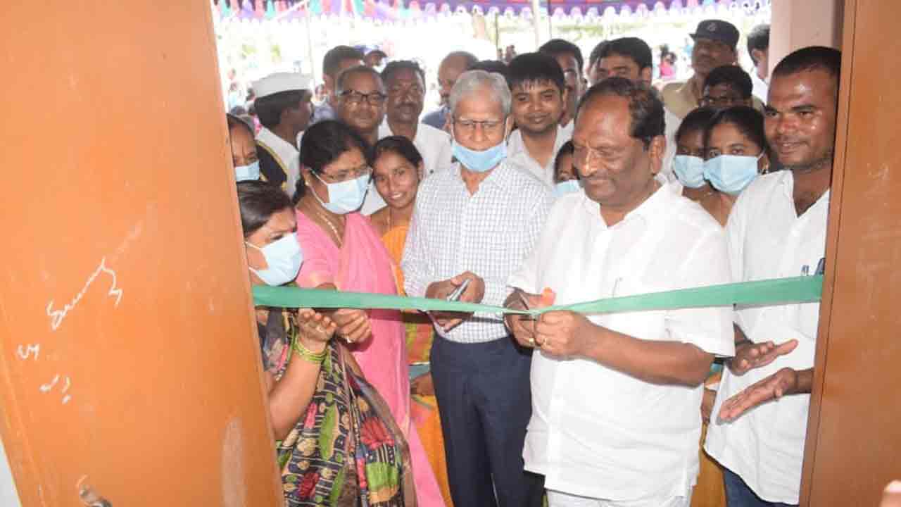 గ్రామీణుల ఆరోగ్యానికి ప్రాధాన్యం