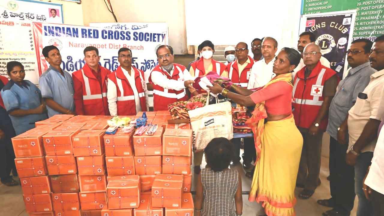 దవాఖాన ప్రాంగణంలో పరిశుభ్రత పాటించాలి