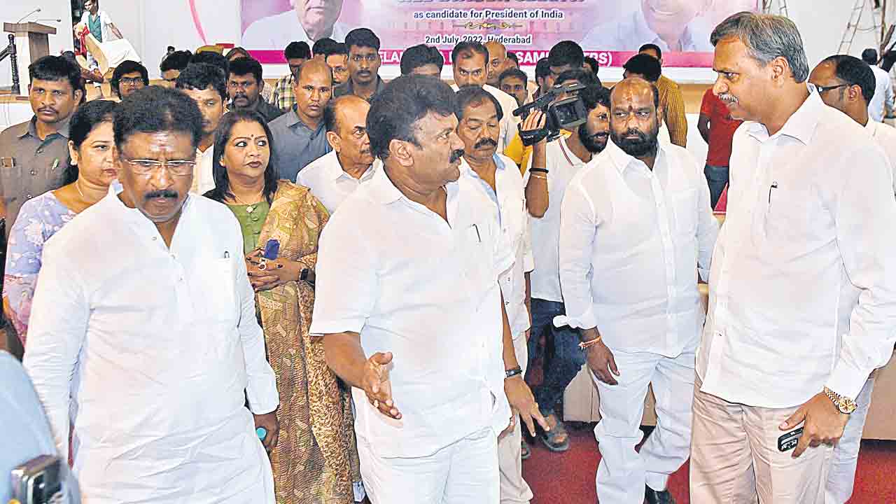 వెయ్యి బైక్‌లతో యశ్వంత్‌కు స్వాగతం