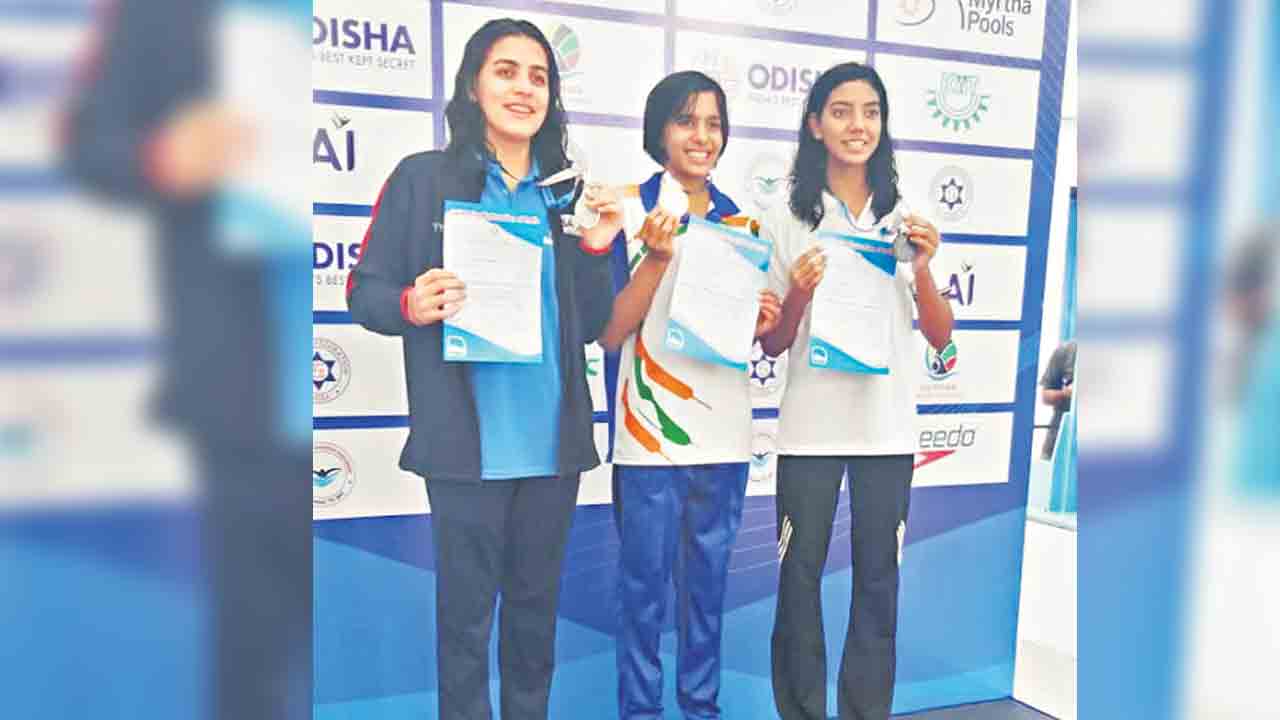 వ్రితి రికార్డు పసిడి