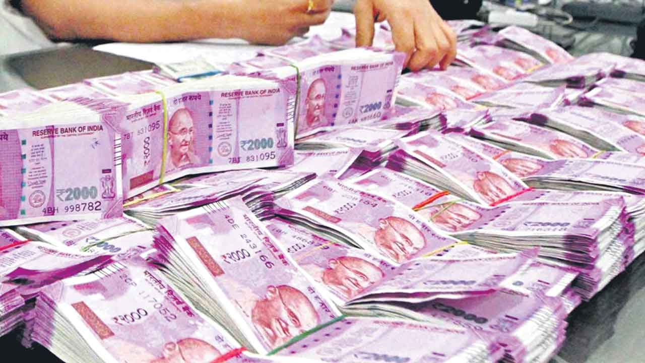 ప్రకటనలకు ఐదేండ్లలో 3,339 కోట్లు: కేంద్రం