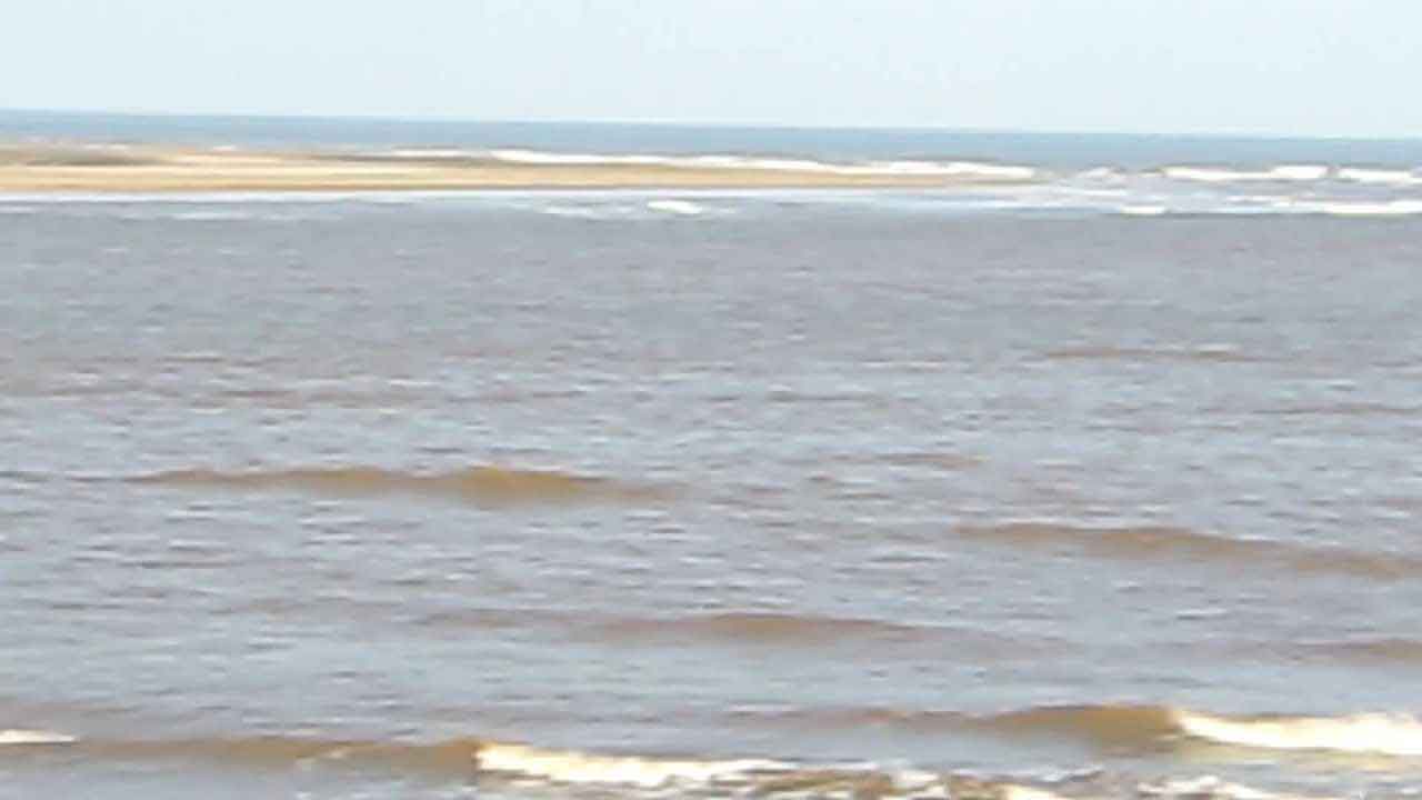 నెలన్నరలో 600 టీఎంసీలు సముద్రంపాలు!