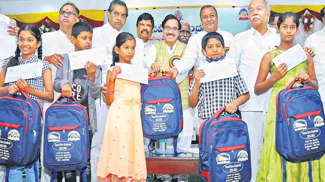 సీఎం కేసీఆర్‌ నేతృత్వంలోనే బంగారు తెలంగాణ