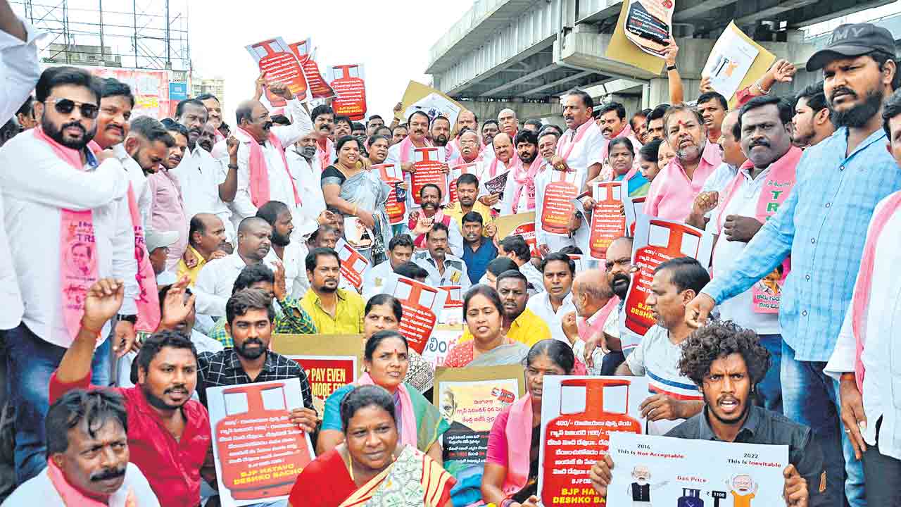 మోదీ..చంపకయ్యా