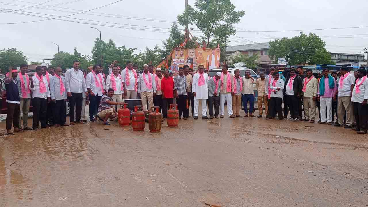 సామాన్యుల గుండెల్లో ‘గ్యాస్‌’ మంట