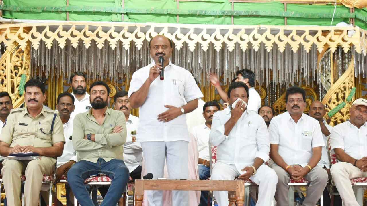 లక్ష్యంతో చదివితే ఉద్యోగ సాధన సులువే..