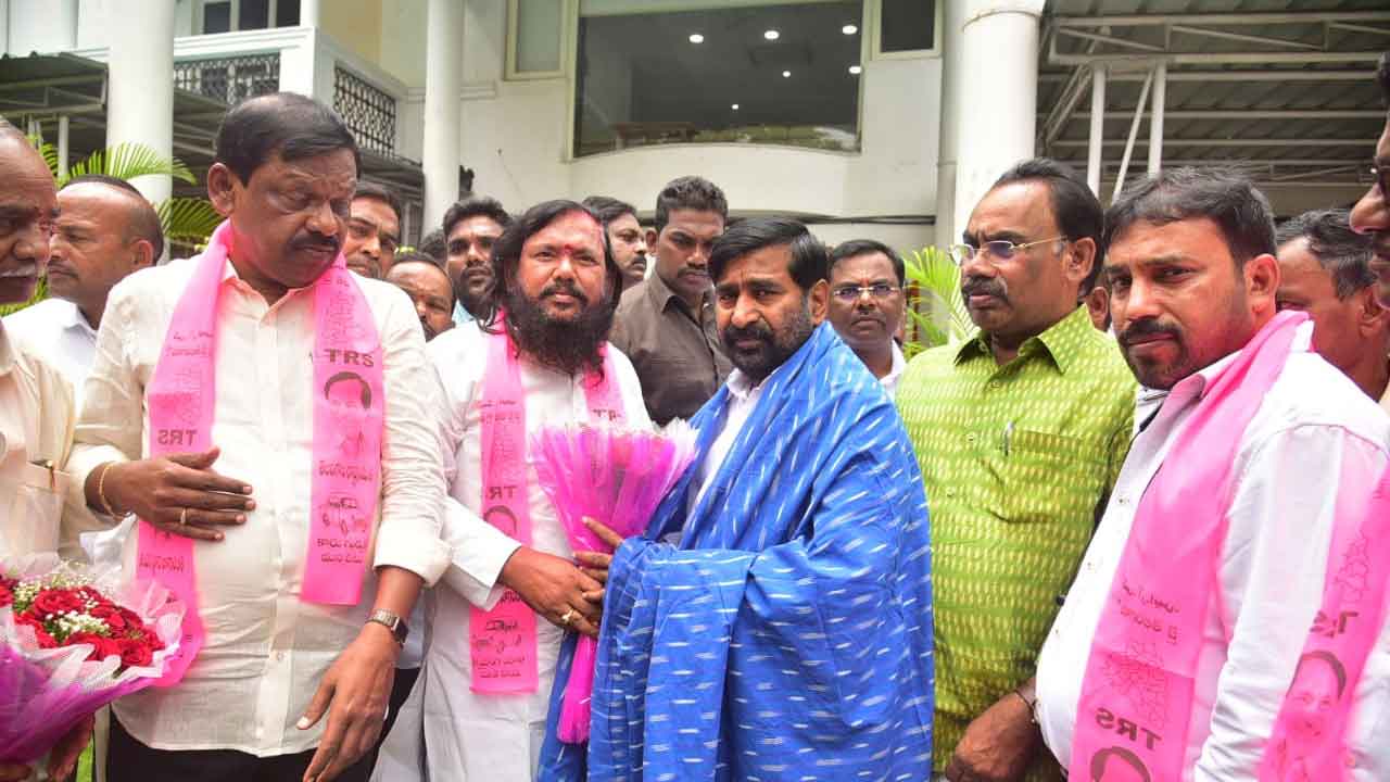 సీఎం కేసీఆర్ కు కృతజ్ఞతలలో