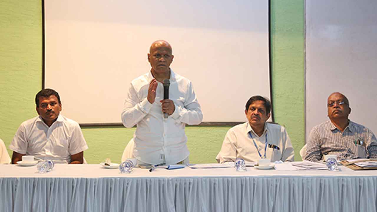 టీటీడీకి అత్యంత నాణ్యమైన వ‌స్తువులు స‌ర‌ఫ‌రా చేయాలి : ఈవో