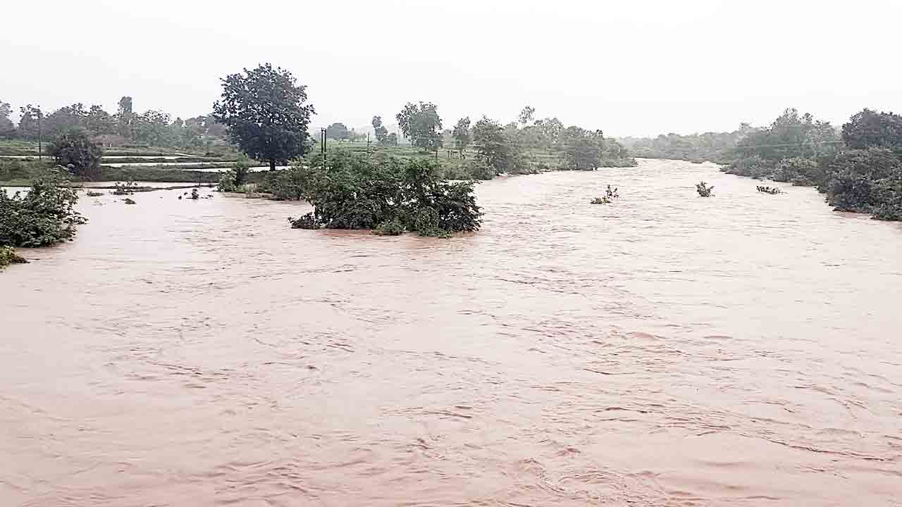 కామారెడ్డి అతలాకుతలం