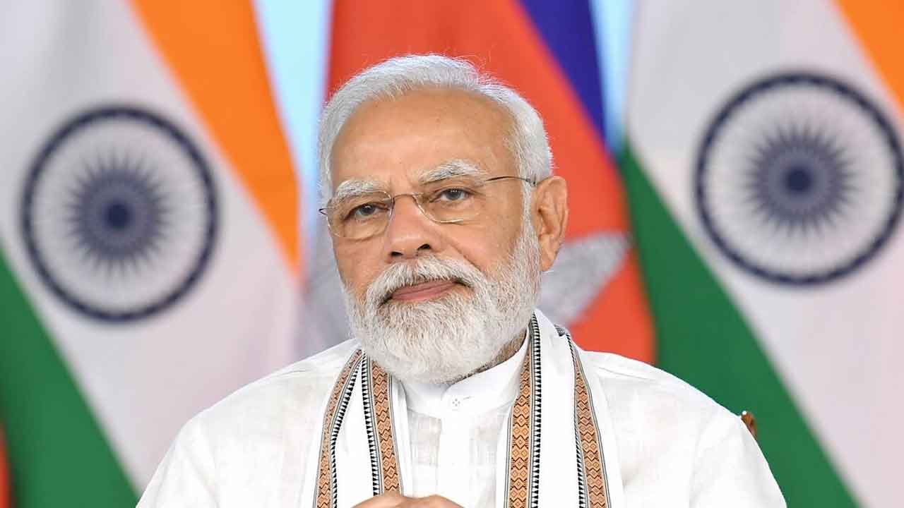 దేశం పరువు తీస్తున్న మోదీ