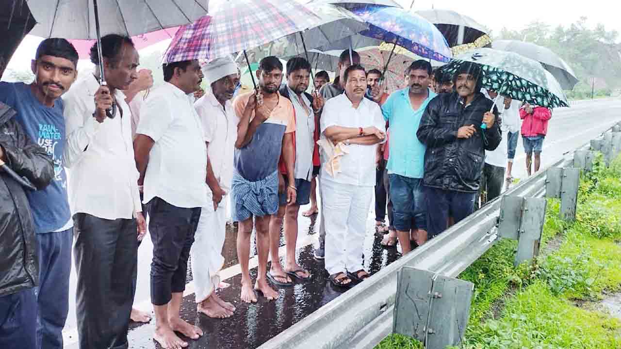 ప్రజలు అప్రమత్తంగా ఉండాలి