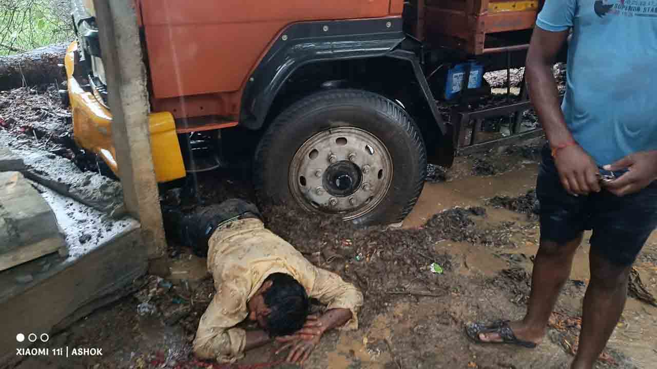 దూసుకొచ్చిన మృత్యువు