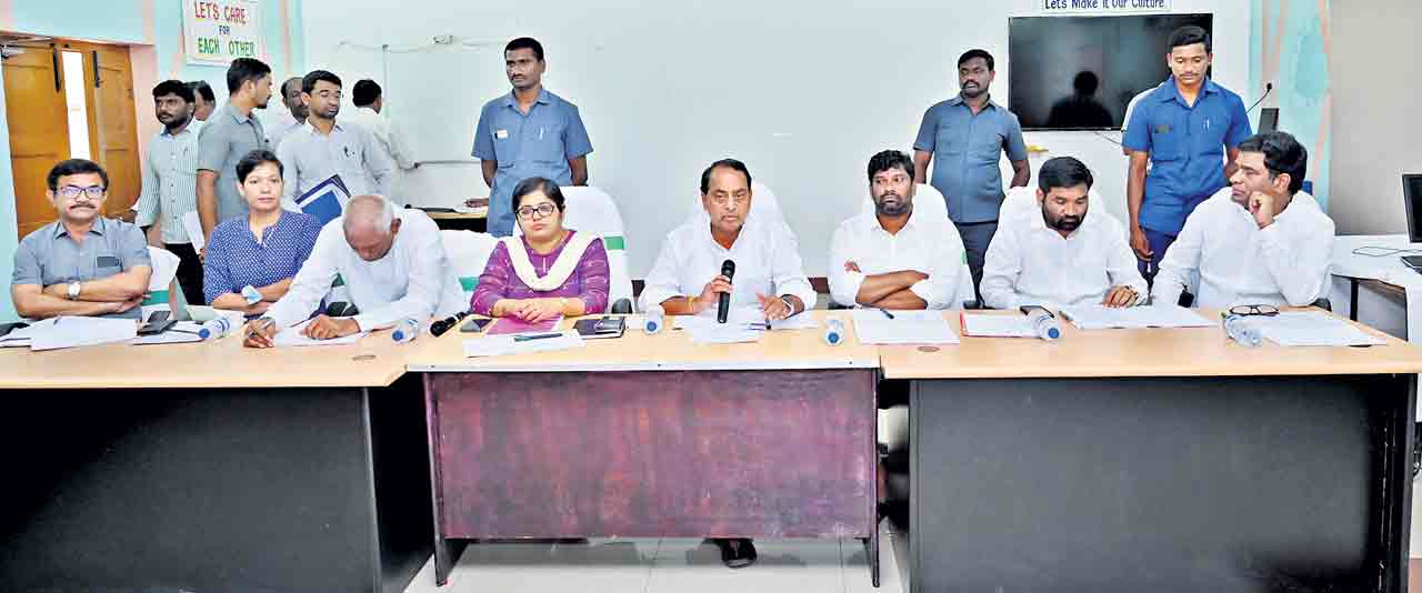 అధైర్యపడకండి..అండగా ఉంటాం