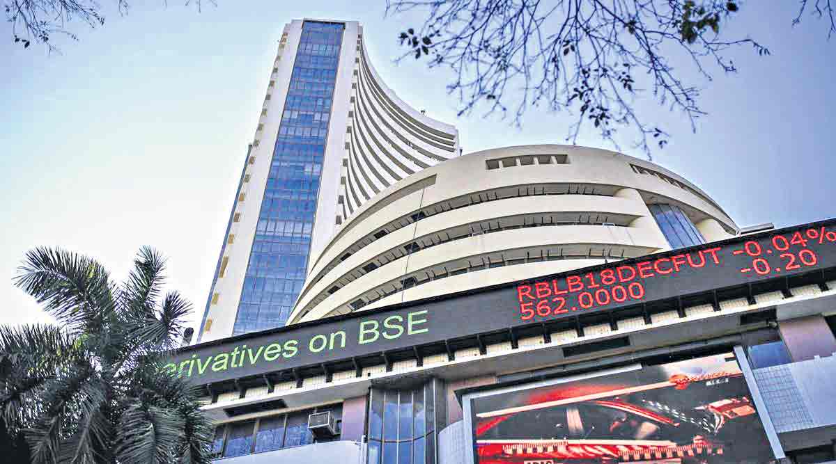 లాభాల్లో సూచీల జోరు