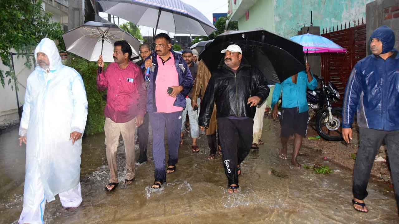 ఆందోళన వద్దు.. అండగా ఉంటాం