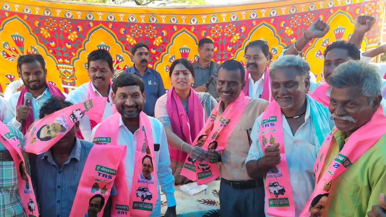 తెలంగాణపై కేంద్రం కక్ష సాధింపు