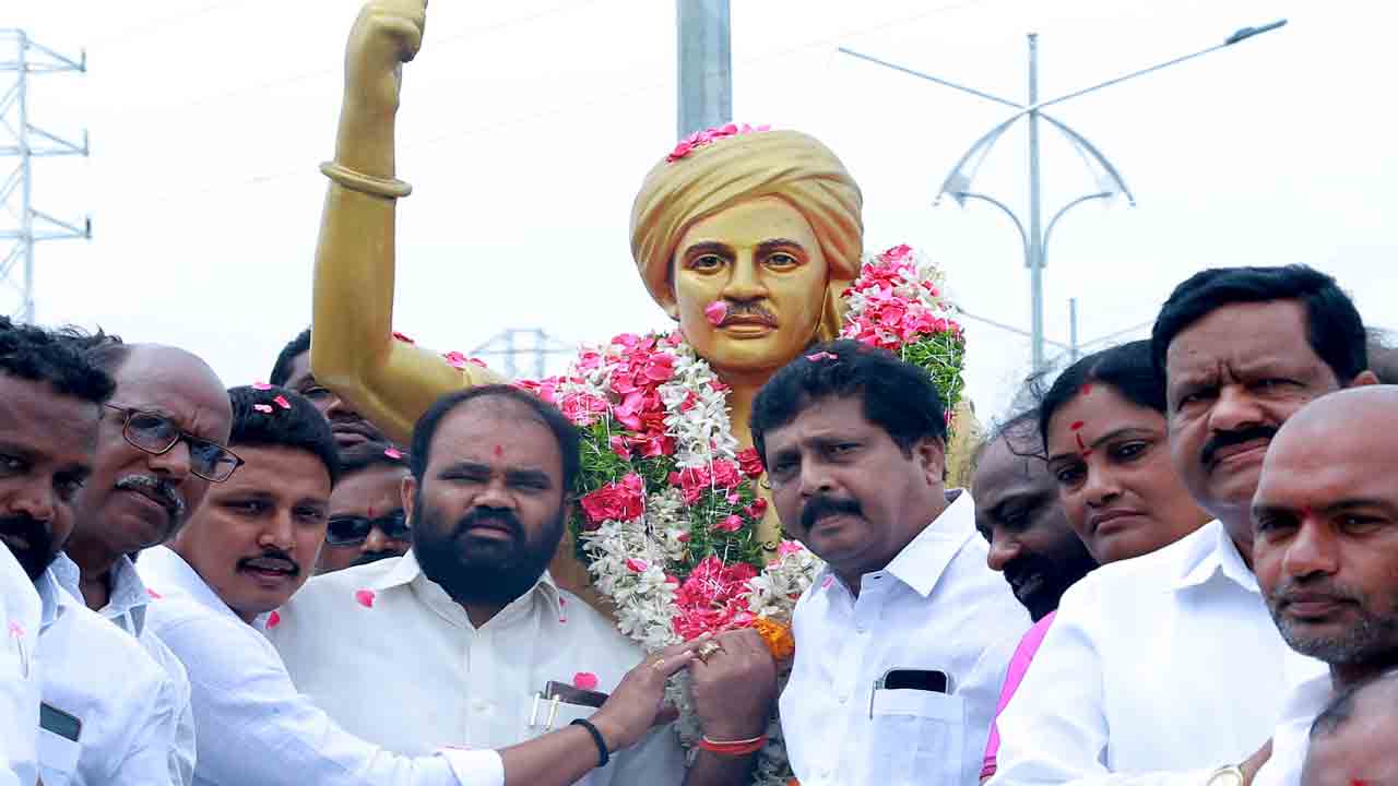 జిల్లావ్యాప్తంగా దొడ్డి కొమురయ్య వర్ధంతి