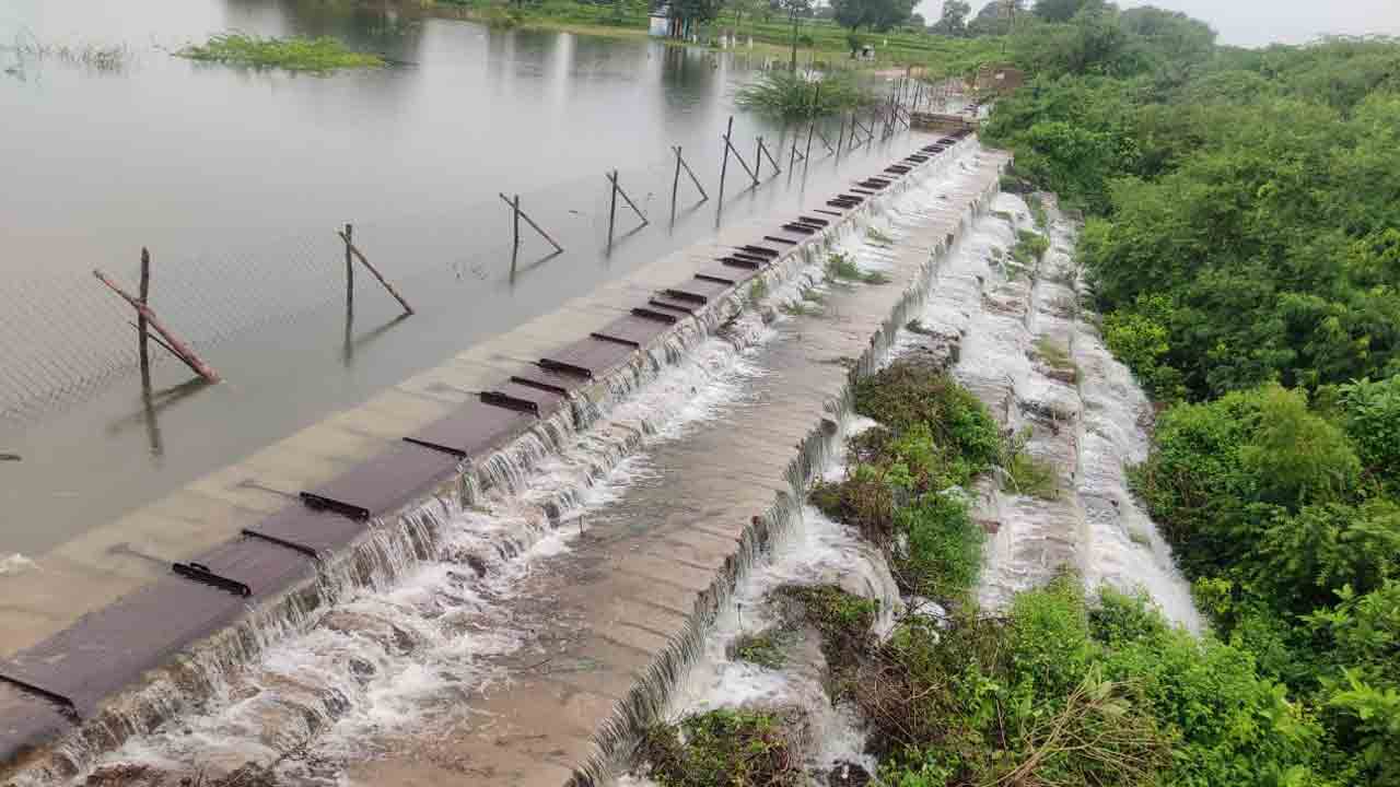 పాతాళగంగ పైపైకి..