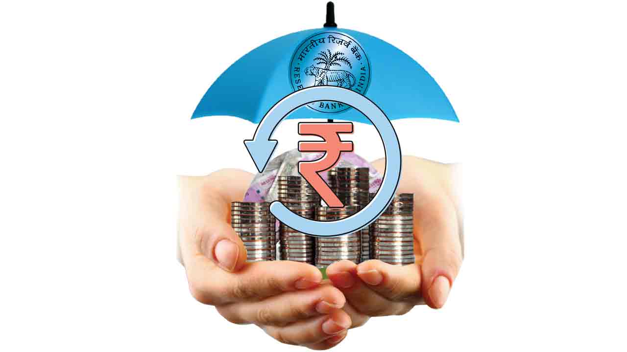 రూపీ రక్షణకు ఆర్బీఐ పాట్లు