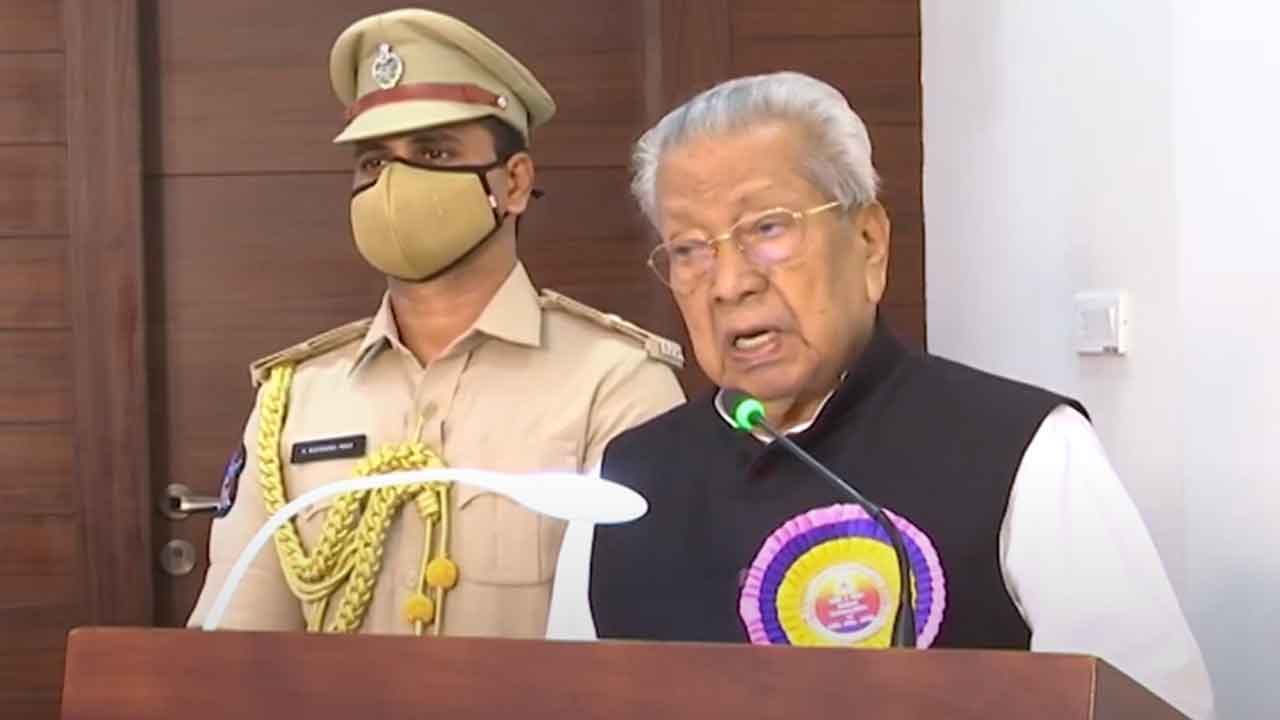 దేశాభివృద్ధిలో విద్య ఎంతో కీలకం : ఏపీ గవర్నర్‌