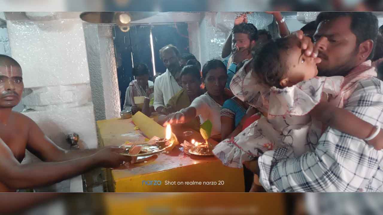 ఆలయాల్లో అమావాస్య పూజలు