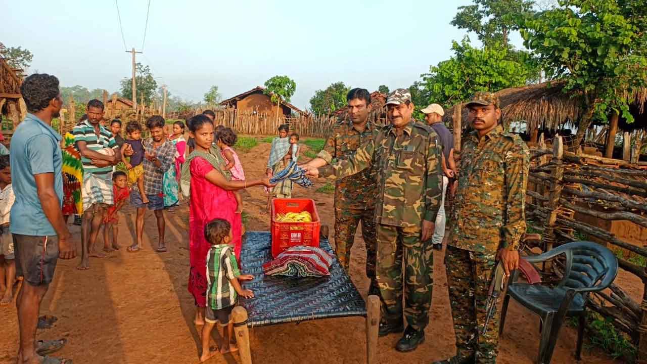 అపరిచితులకు ఆశ్రయం ఇవ్వొద్దు