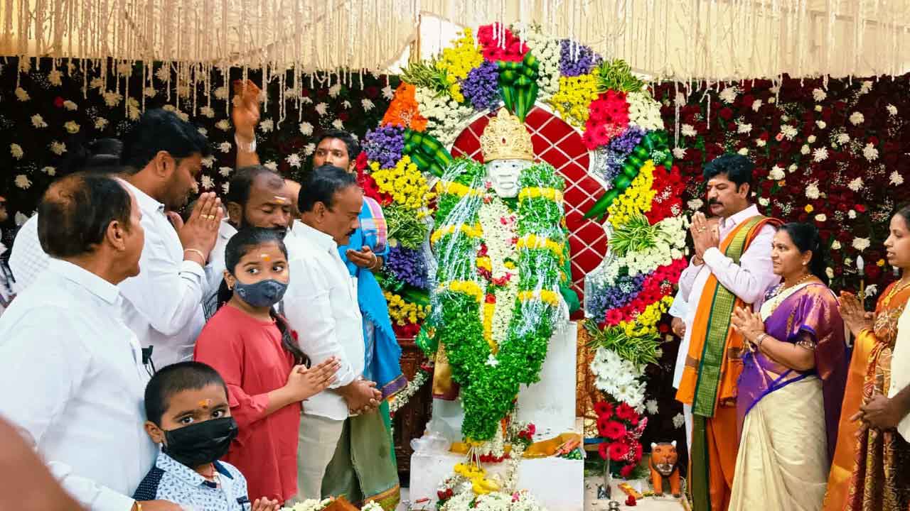 ఘనంగా గురుపౌర్ణమి